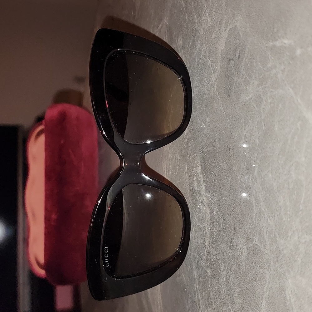 Gucci Shades Women
